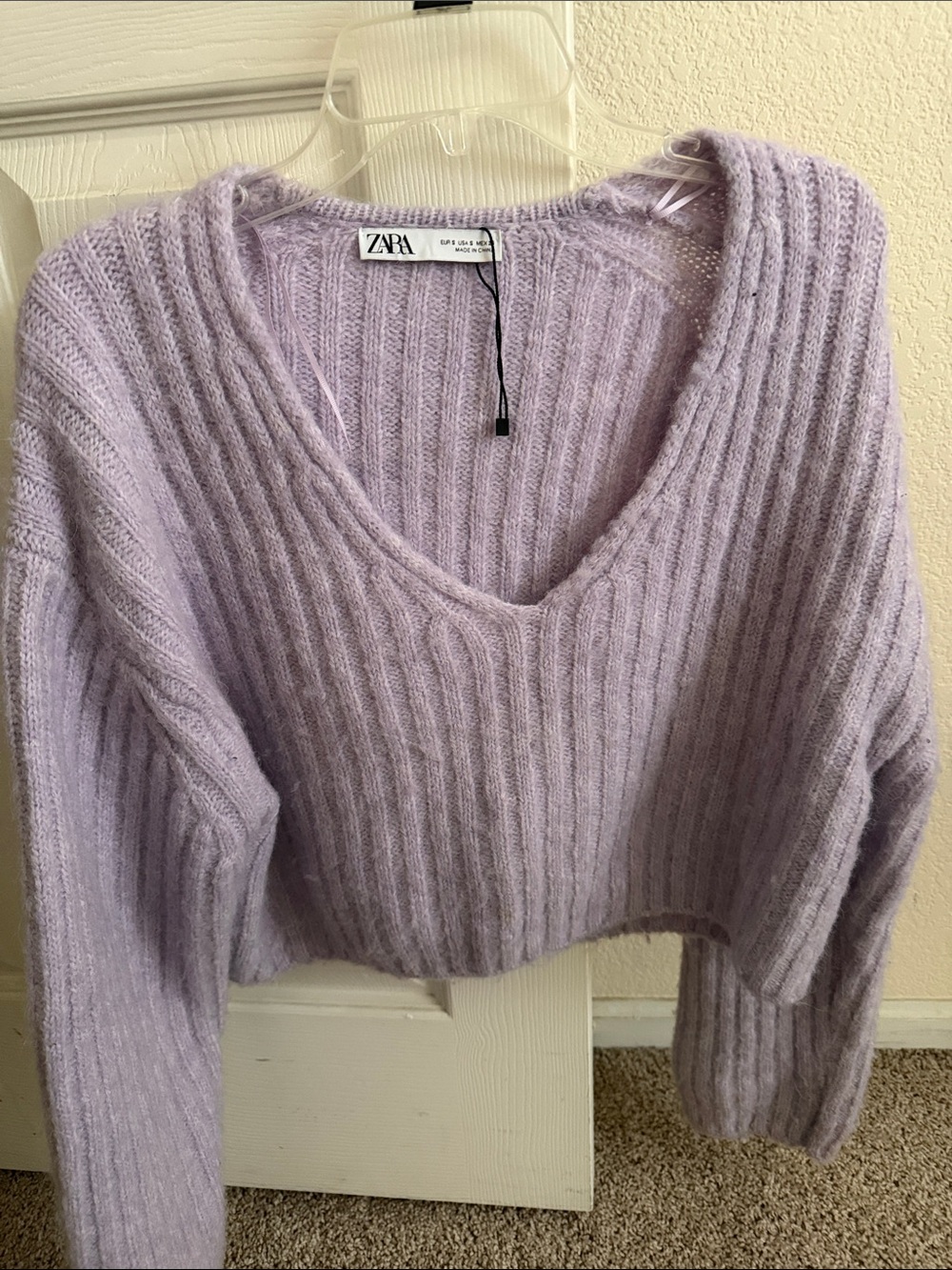 Zara Pastel Lilac Ribbed V-Neck Sweater